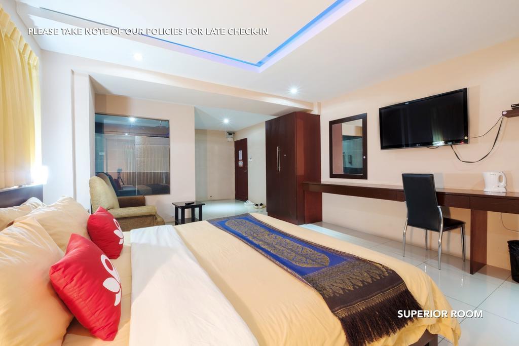 Zen Rooms Lk Metro Паттайя Экстерьер фото