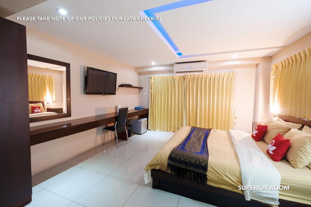 Zen Rooms Lk Metro Паттайя Экстерьер фото