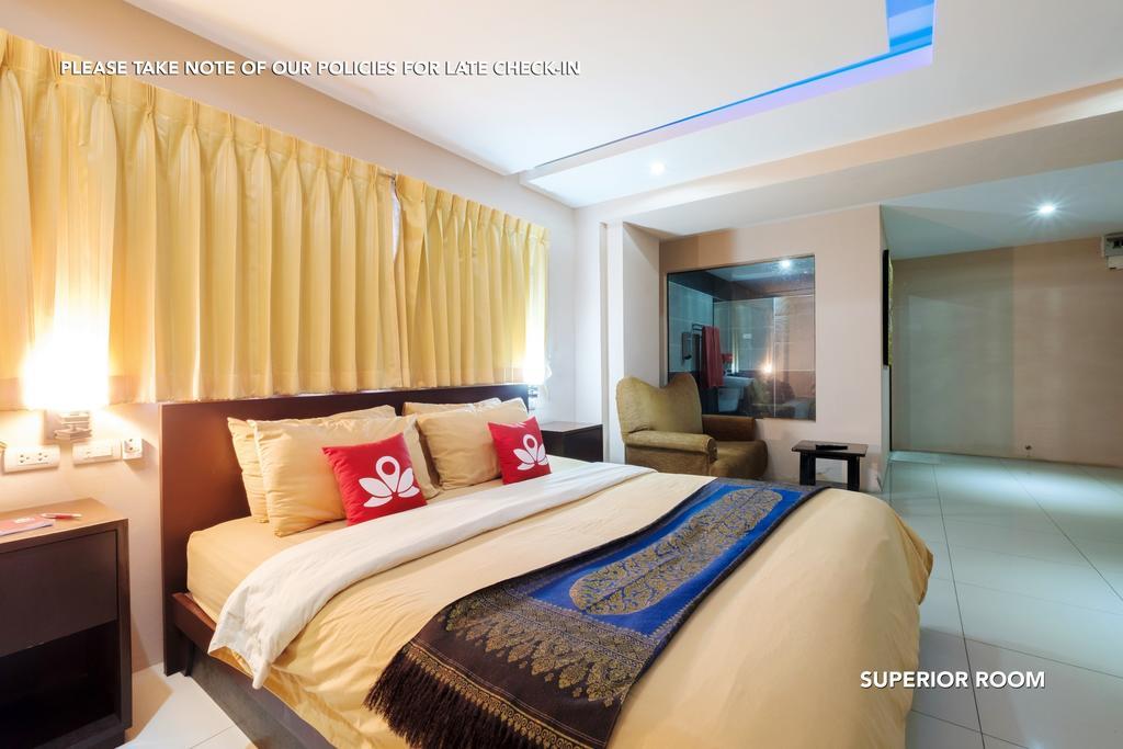 Zen Rooms Lk Metro Паттайя Экстерьер фото